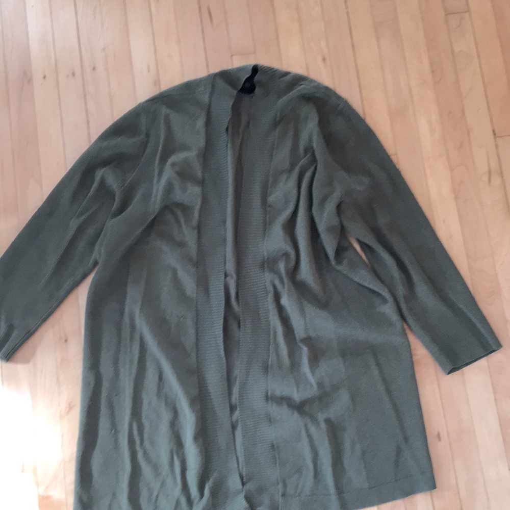 Ann Taylor Factory olive green cardigan xs